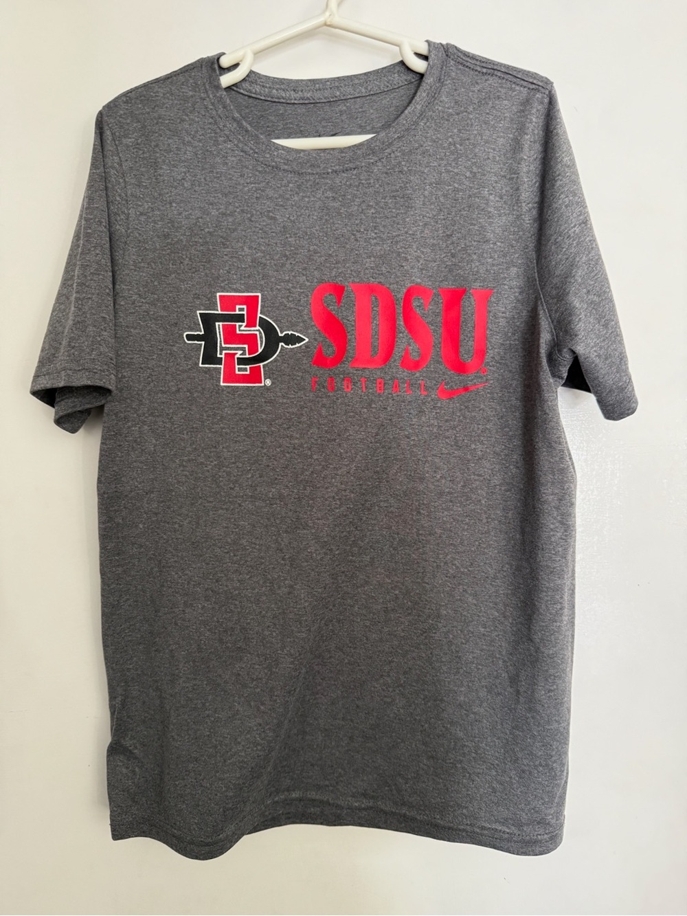 EUC Kids Nike SDSU Football Active Gray Shirt Short Sleeve Dri Fit Size M